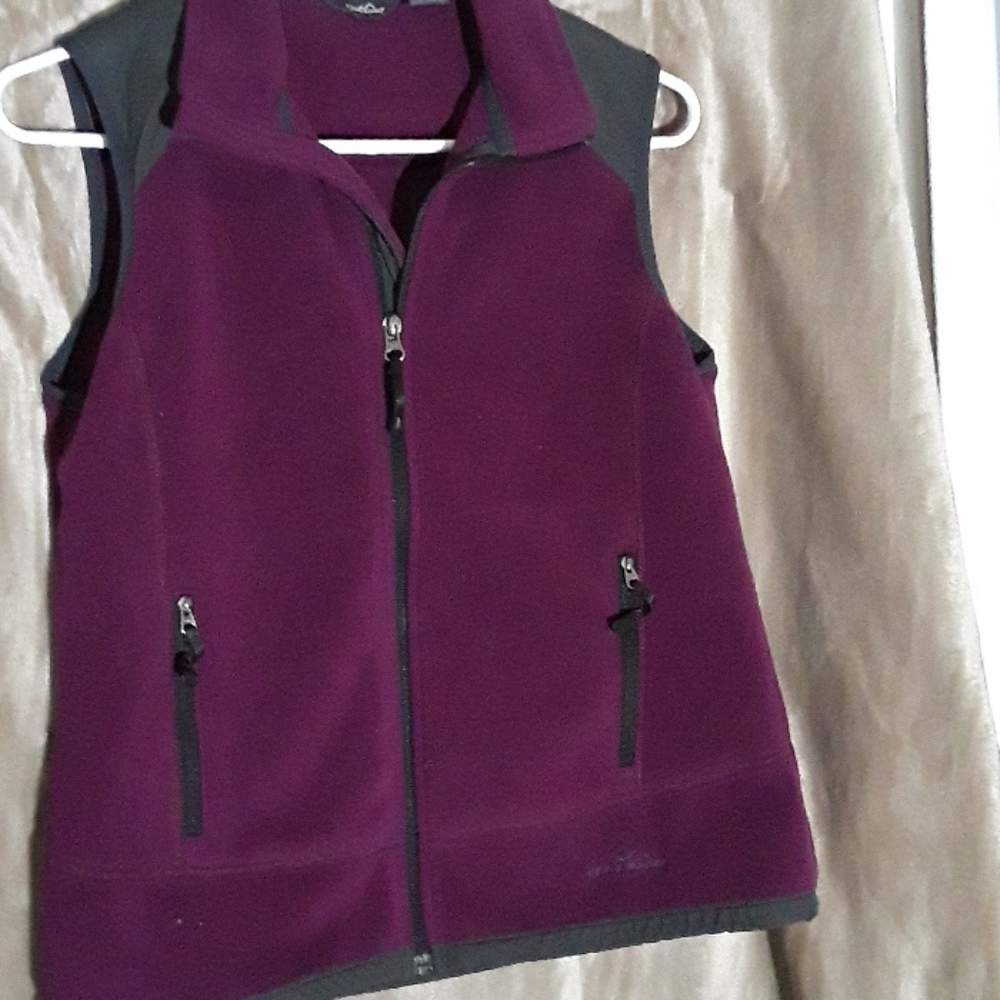 Eddie Bauer soft vest